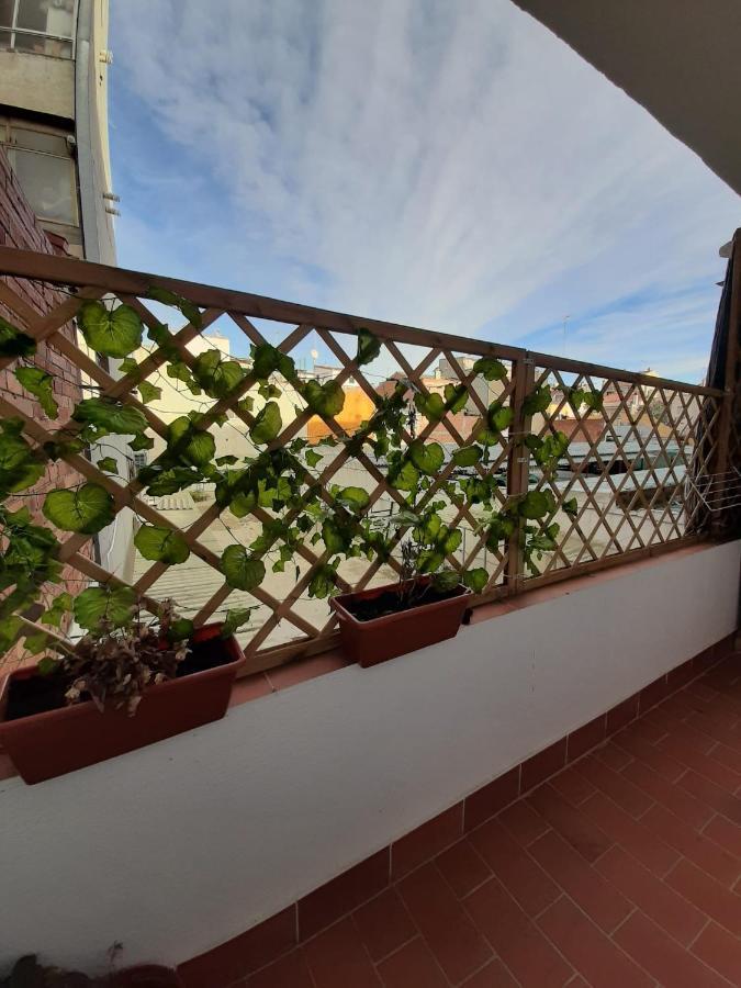 Nur Apartment Terrassa Exteriör bild
