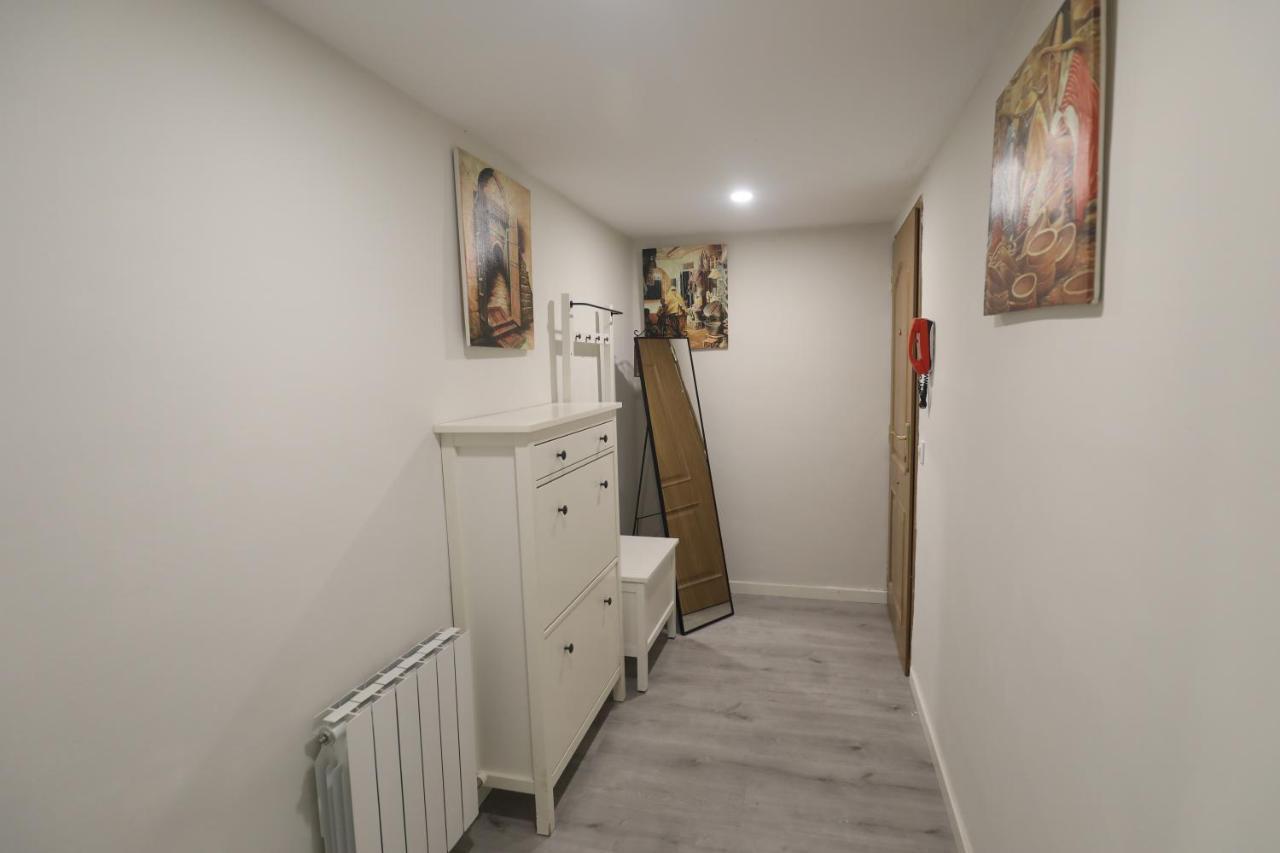 Nur Apartment Terrassa Exteriör bild